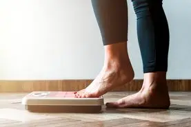 ۵ ماده غذایی گیاهی برای داشتن شکم صاف