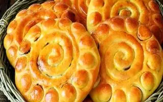 طرز تهیه کلوچه فومن خانگی