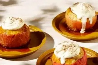 طرز تهیه دسر به میان‌پر مجلسی  مخصوص شب یلدا