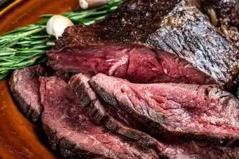 پخت گوشت شترمرغ و ترفند نرم شدن گوشت