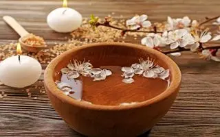 به همین دلیل است که در زمستان باید یک کاسه آب در اتاق نشیمن و اتاق خواب بگذارید