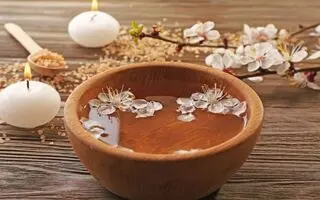 به همین دلیل است که در زمستان باید یک کاسه آب در اتاق نشیمن و اتاق خواب بگذارید