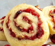 طرز تهیه رول کوکی سیب با خمیر ساده و سبک در ۱۰ دقیقه