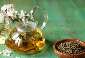 چگونه چای سبز فشار خون را کاهش می‌دهد؟