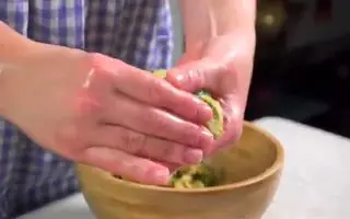 کباب بدون گوشت ولی با طعمی شگفت‌انگیز | نخود پخته‌ای با طعم و بافت گوشت واقعی