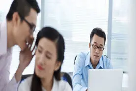 روانشناسی شخصیت | میخوای بفهمی کی پشت سرت غیبت میکنه؟ ترفندش اینجاست!