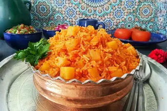 با گوجه و ۲ سیب‌زمینی این ناهار کم‌خرج را بپز | طرز تهیه دمی گوجه با سیب‌زمینی