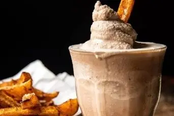 طرز تهیه شکلات یخی خانگی مخصوص مهمانی و شب یلدا